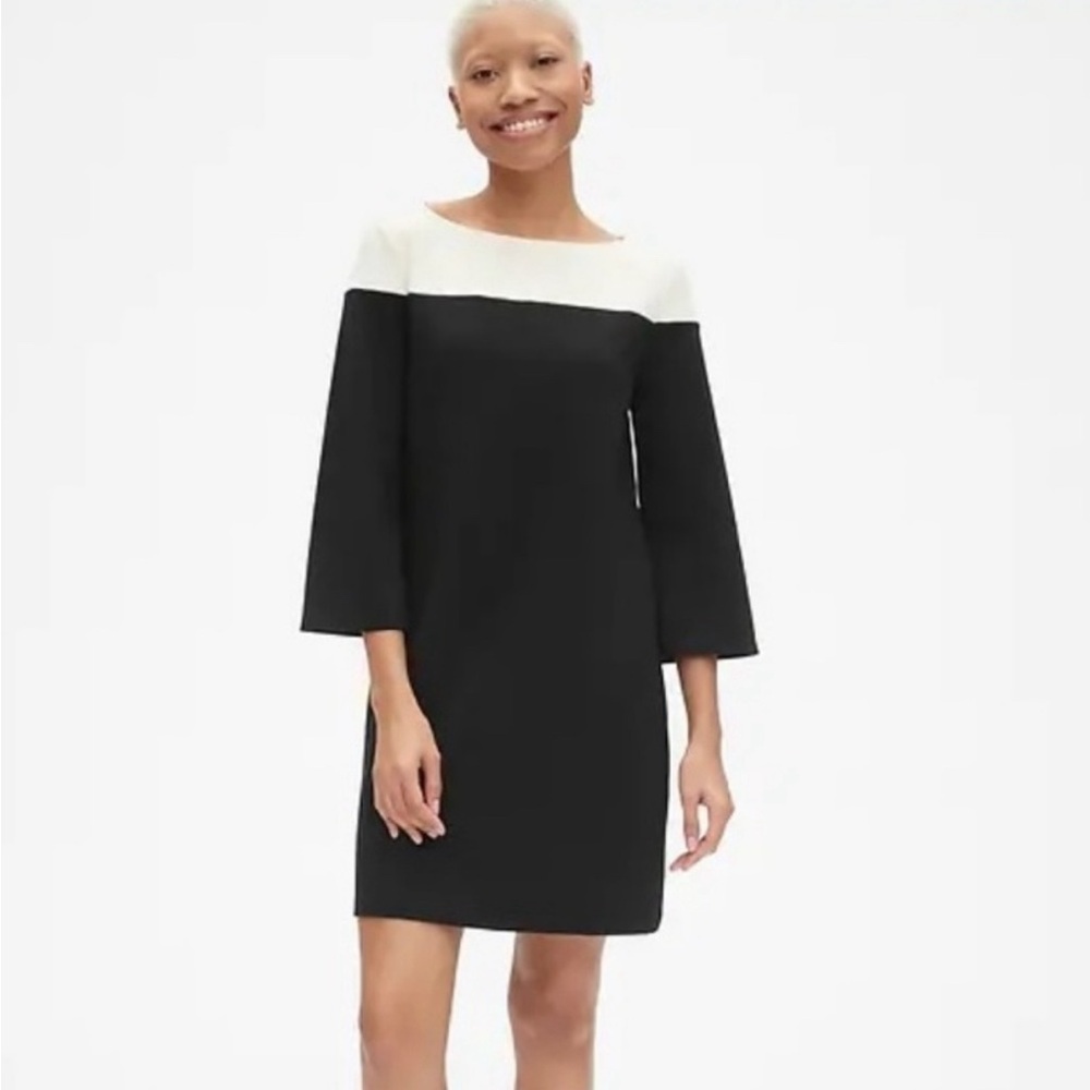 Gap B/W Block Mid-Length Shift Dress